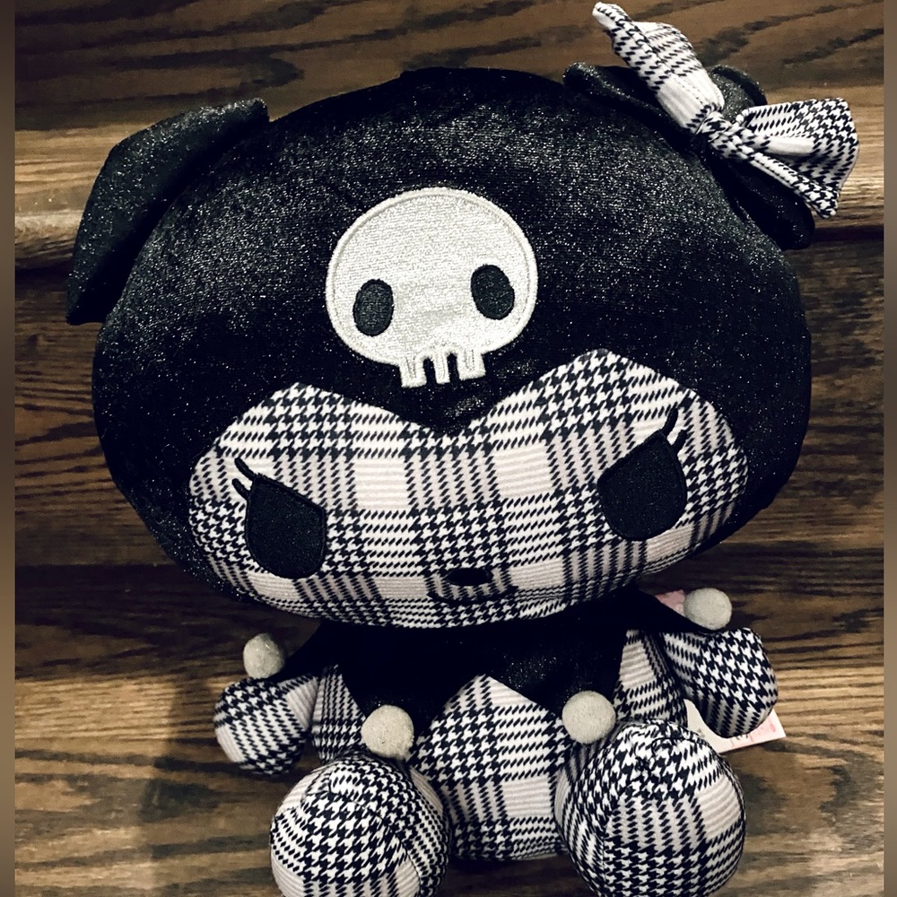Sanrio Kuromi Plush Doll Black Checkered Ribbon Ver. Japan Furyu 27cm - Picture 1 of 4